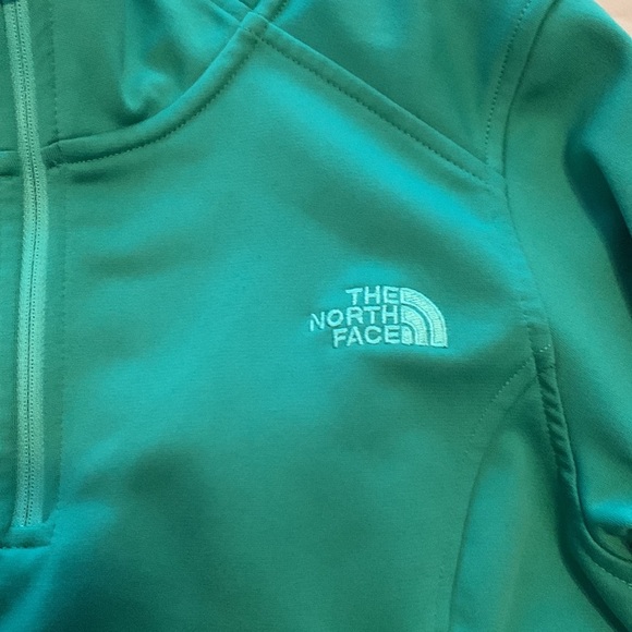 The North Face Women’s Green Quarter Zip Pullover Jacket Mid Layer Size XS - Picture 3 of 8